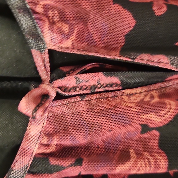 Floral Sheer Women's Top - Pink and Black - Picture 4 of 10